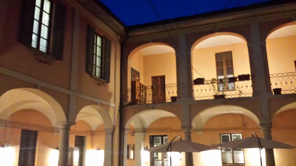 Hotel Archi e Colonne Verbania Esterno foto